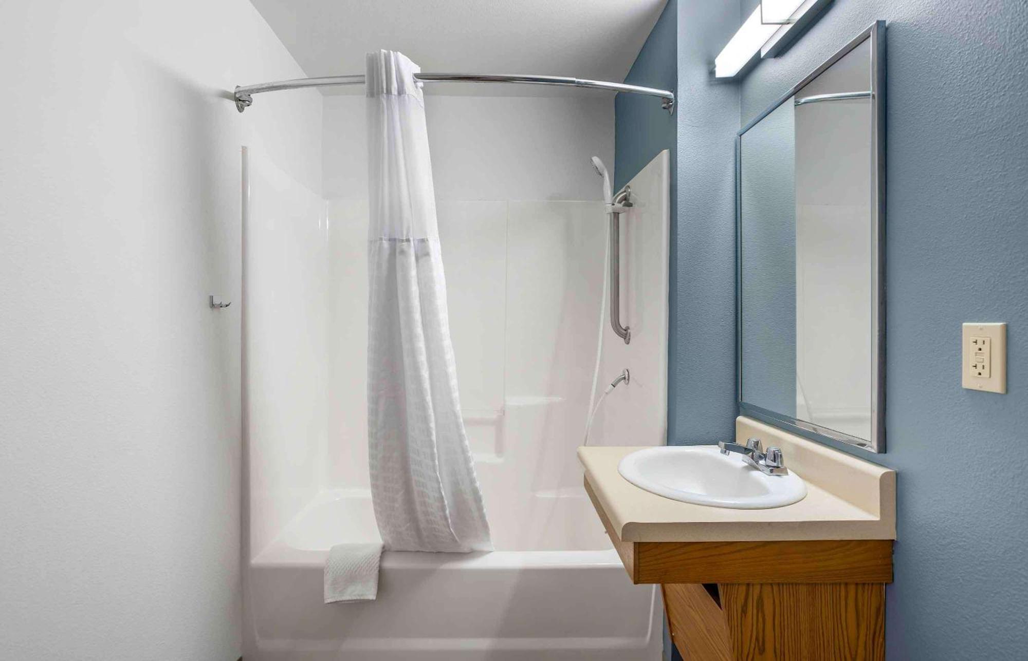 Extended Stay America Select Suites - Louisville - Airport Kültér fotó
