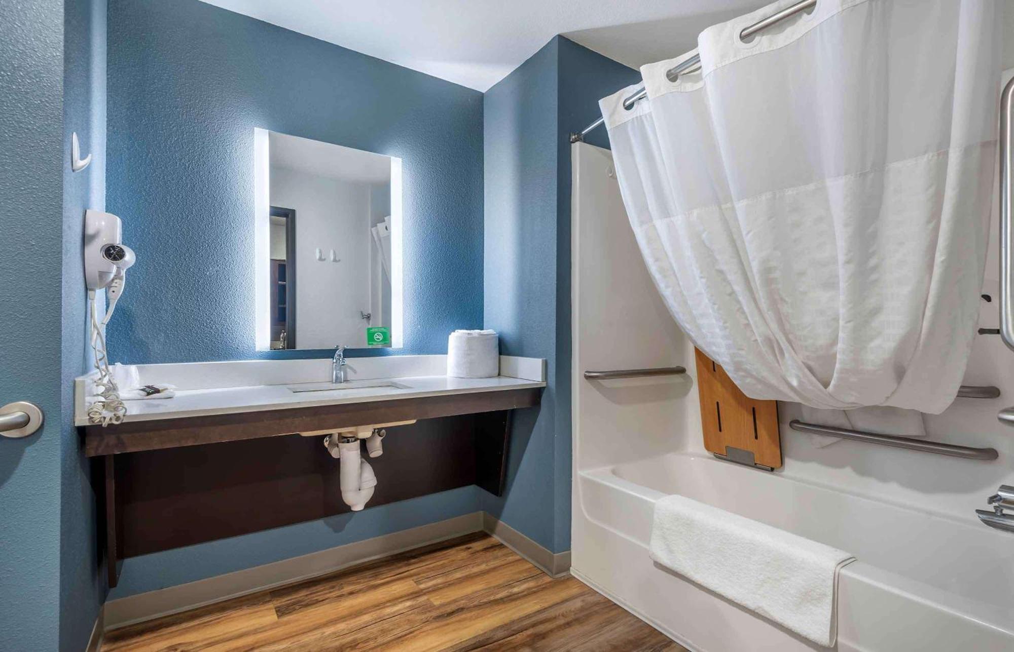 Extended Stay America Select Suites - Louisville - Airport Kültér fotó