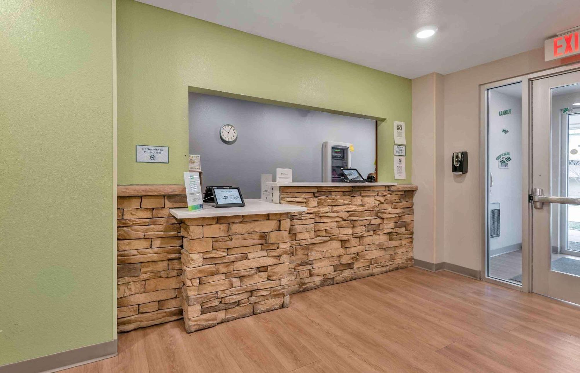 Extended Stay America Select Suites - Louisville - Airport Kültér fotó