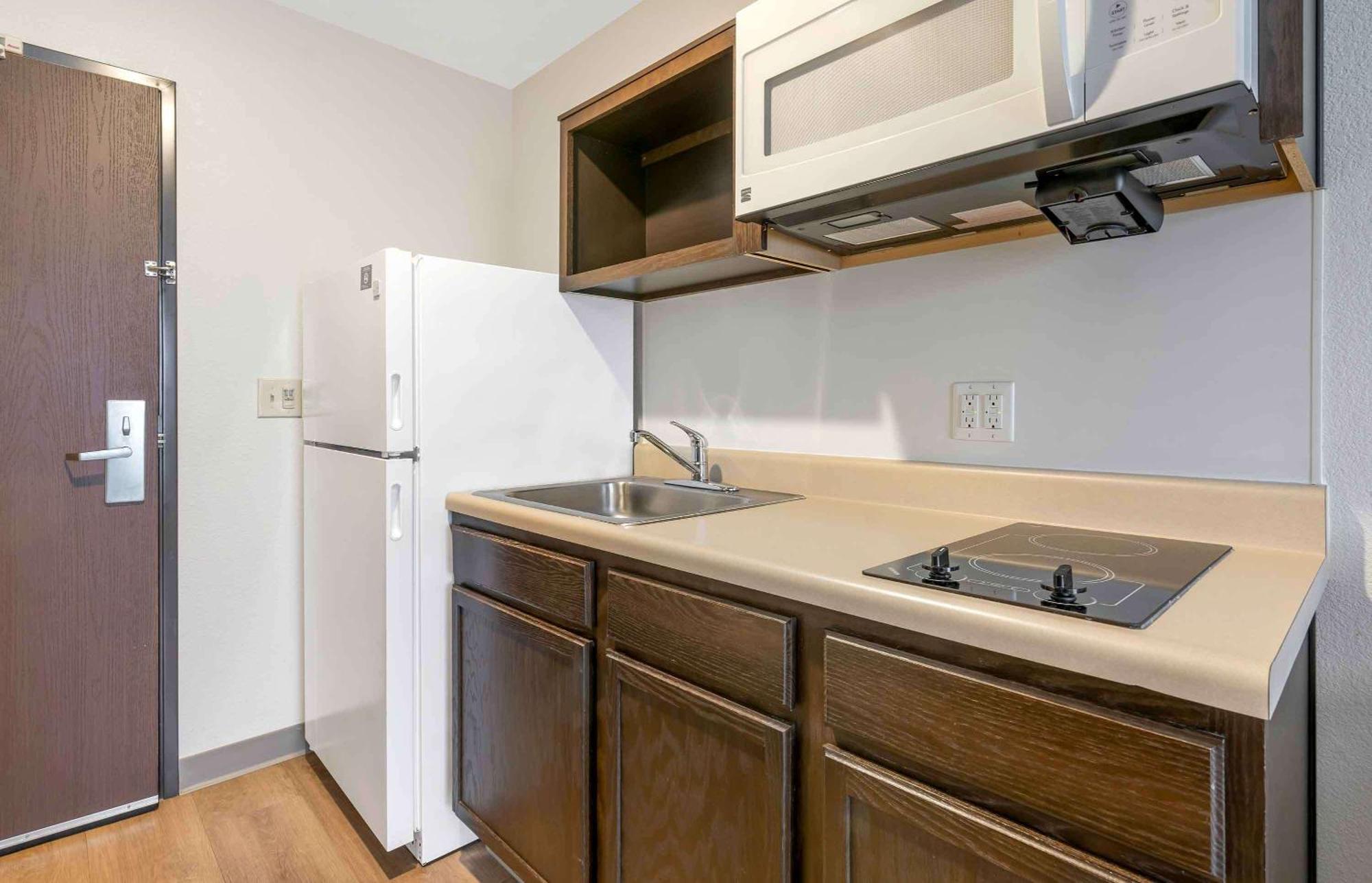 Extended Stay America Select Suites - Louisville - Airport Kültér fotó