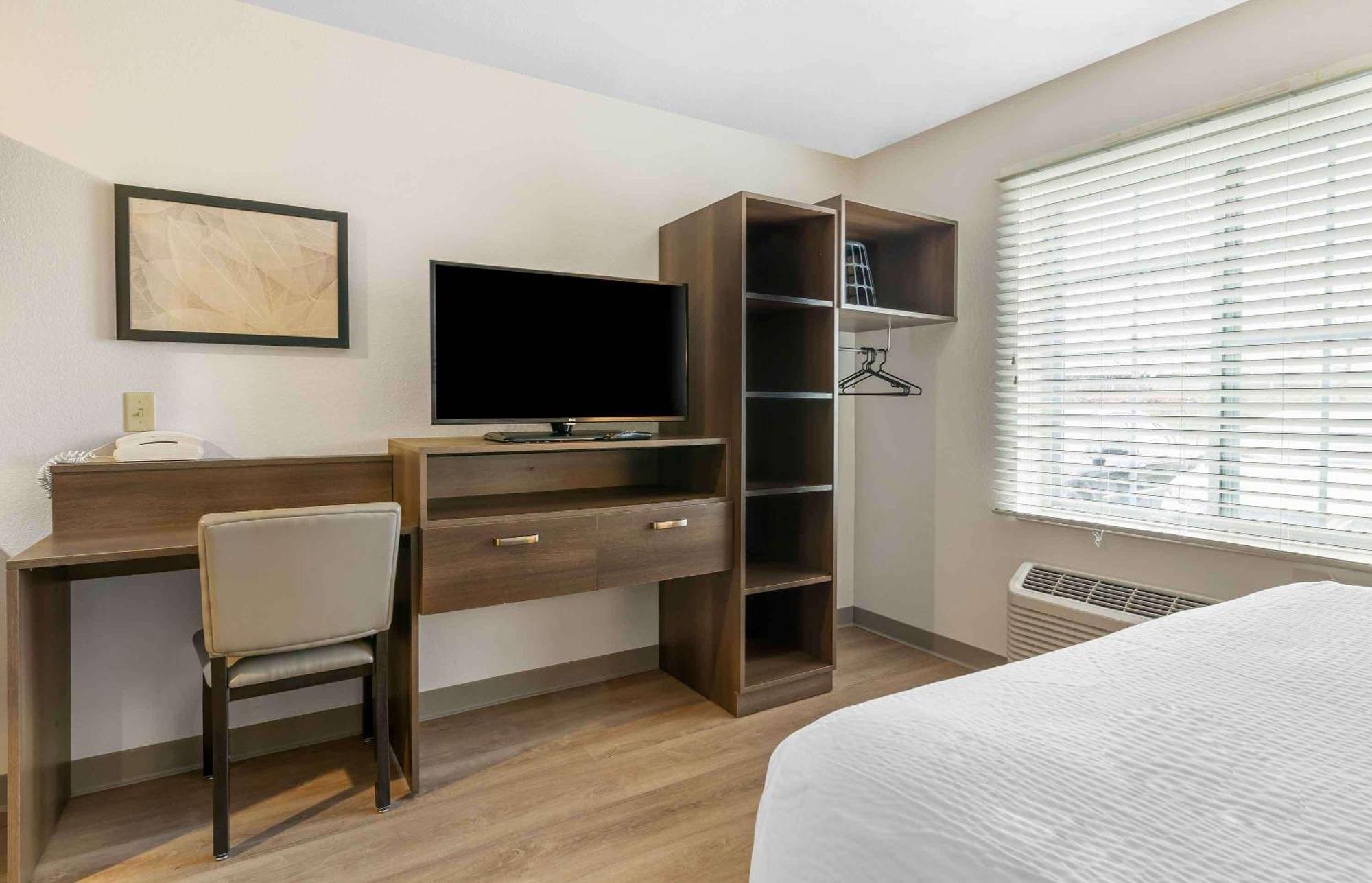 Extended Stay America Select Suites - Louisville - Airport Kültér fotó